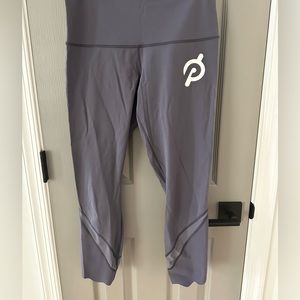 Lululemon Peloton gray legging size 10